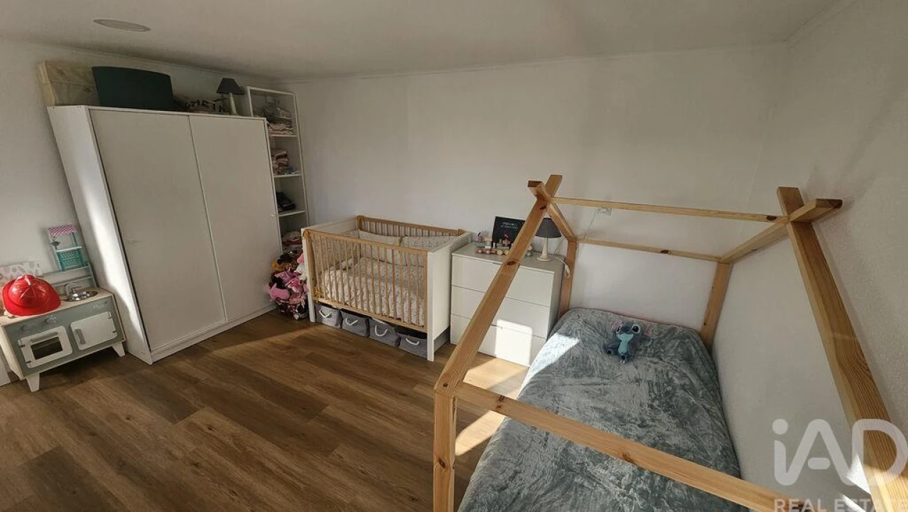 Moradia T2 para Venda em Lajes do Pico Foto 9