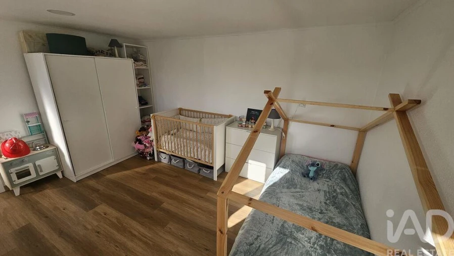 Moradia T2 para Venda em Lajes do Pico Foto 9