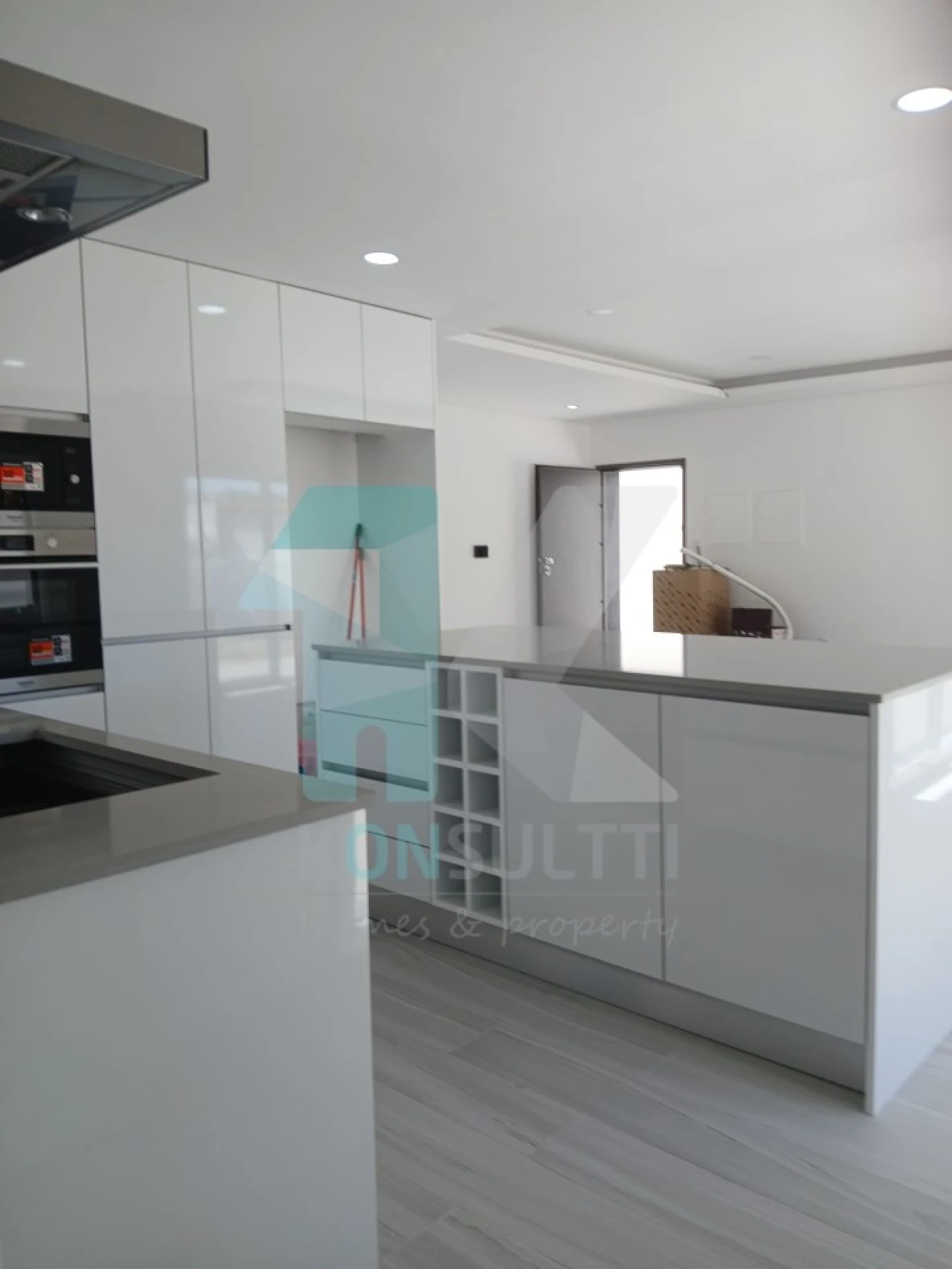 Moradia T4 para Venda em Fernao Ferro Foto 6