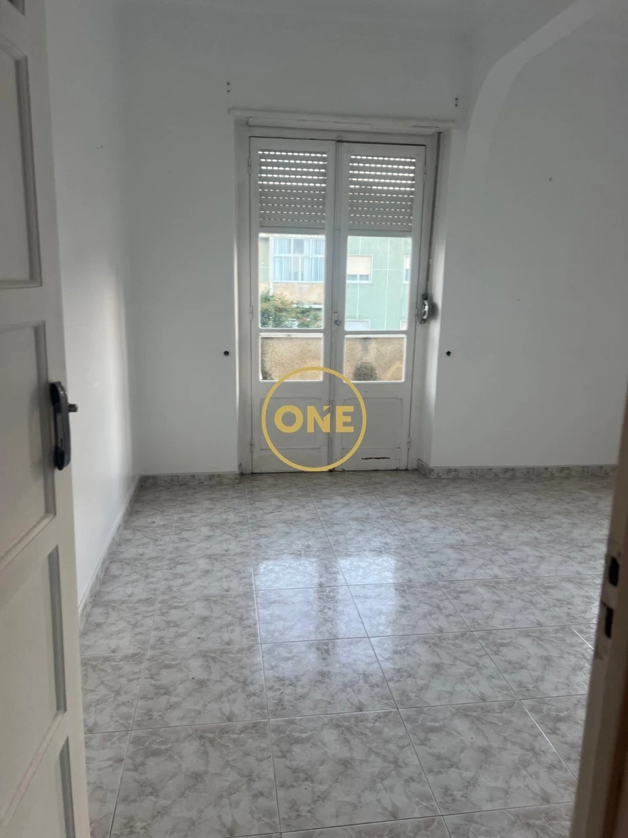 Apartamento T2 para Venda em Alcochete Foto 2