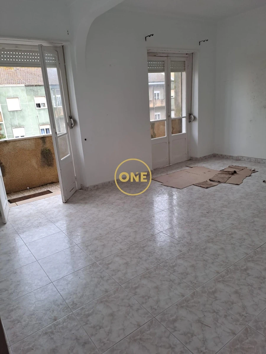 Apartamento T2 para Venda em Alcochete Foto 14