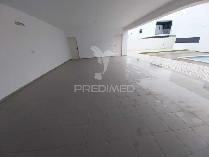 Moradia T5 para Venda em Nossa Sra de Fatima Foto 10