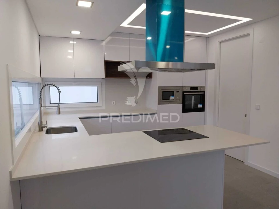 Moradia T5 para Venda em Nossa Sra de Fatima Foto 13