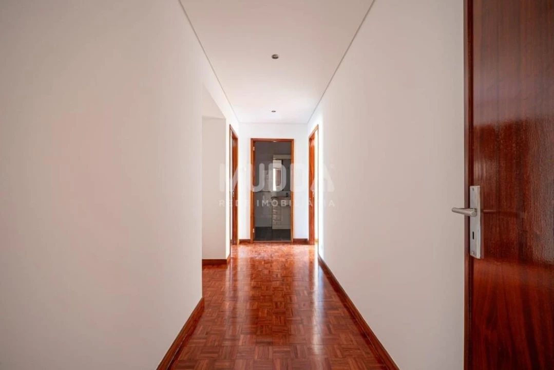 Apartamento T4 para Venda em O. Azeméis, Riba-Ul, Ul, Macinhata Seixa, Madail Foto 7