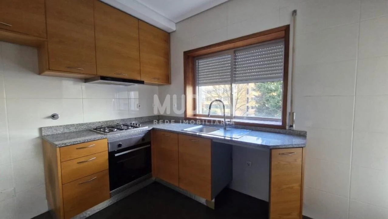 Apartamento T4 para Venda em O. Azeméis, Riba-Ul, Ul, Macinhata Seixa, Madail Foto 16