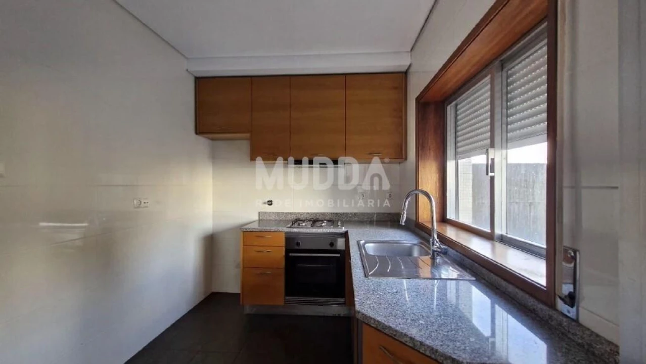 Apartamento T4 para Venda em O. Azeméis, Riba-Ul, Ul, Macinhata Seixa, Madail Foto 17