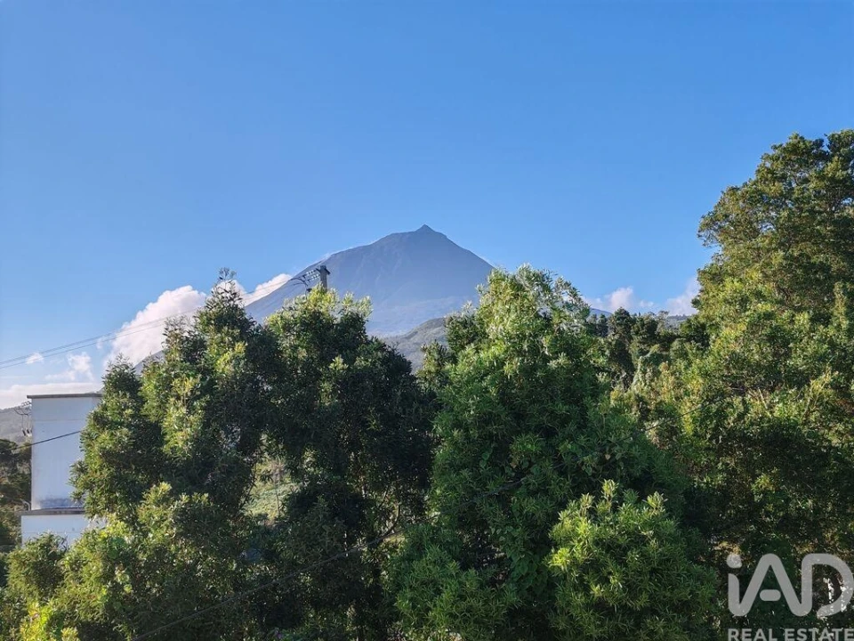 Moradia T5 para Venda em Lajes do Pico Foto 32