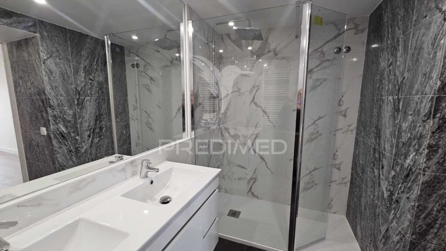 Apartamento T2 para Venda em Cascais e Estoril Foto 12