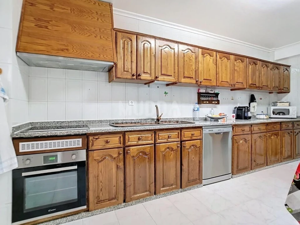 Apartamento T2 para Venda em Valpaços e Sanfins Foto 18