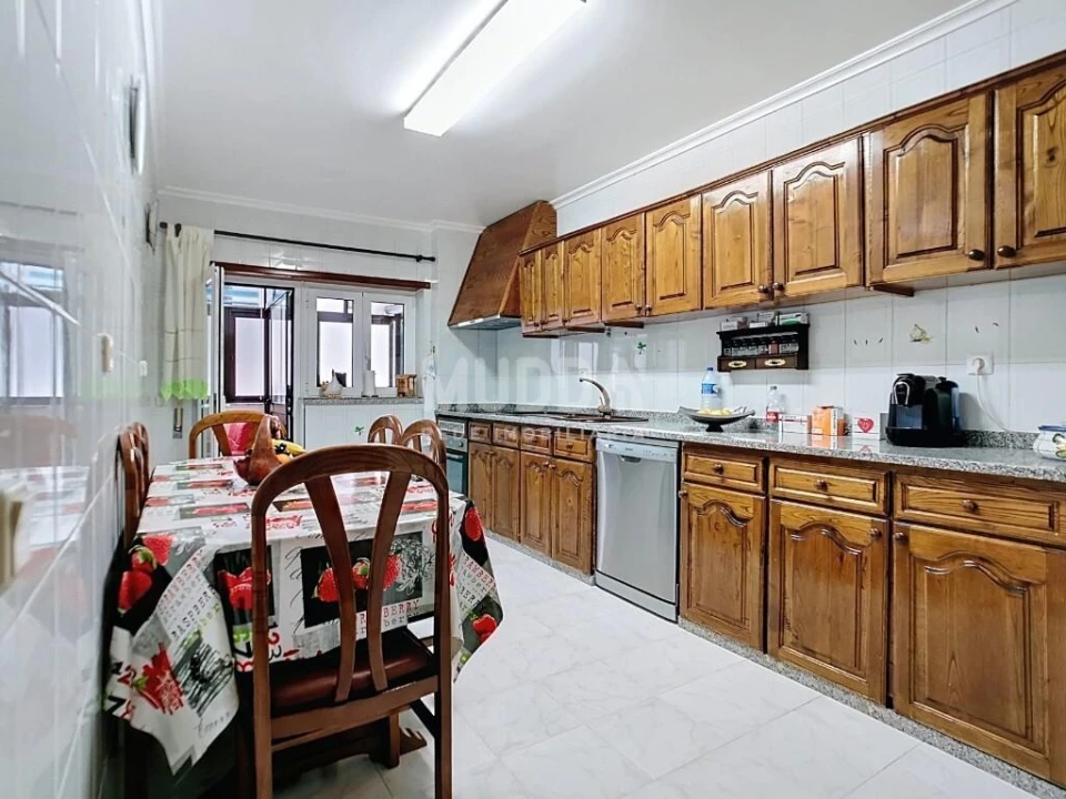 Apartamento T2 para Venda em Valpaços e Sanfins Foto 16