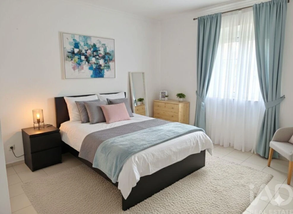 Moradia T2 para Venda em Agualva e Mira-Sintra Foto 7