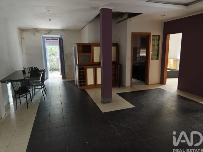 Moradia T2 para Venda em Agualva e Mira-Sintra Foto 13