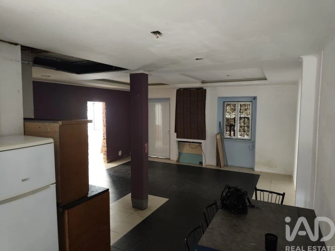 Moradia T2 para Venda em Agualva e Mira-Sintra Foto 3