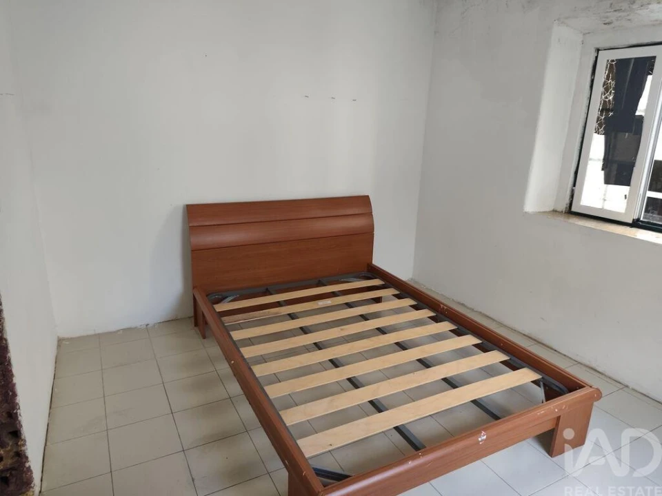 Moradia T2 para Venda em Agualva e Mira-Sintra Foto 6