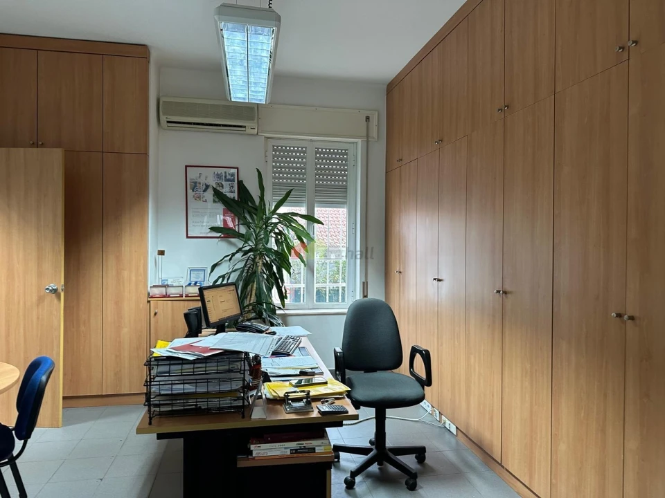 Escritório para Arrendamento em Bacelo e Senhora da Saúde Foto 4