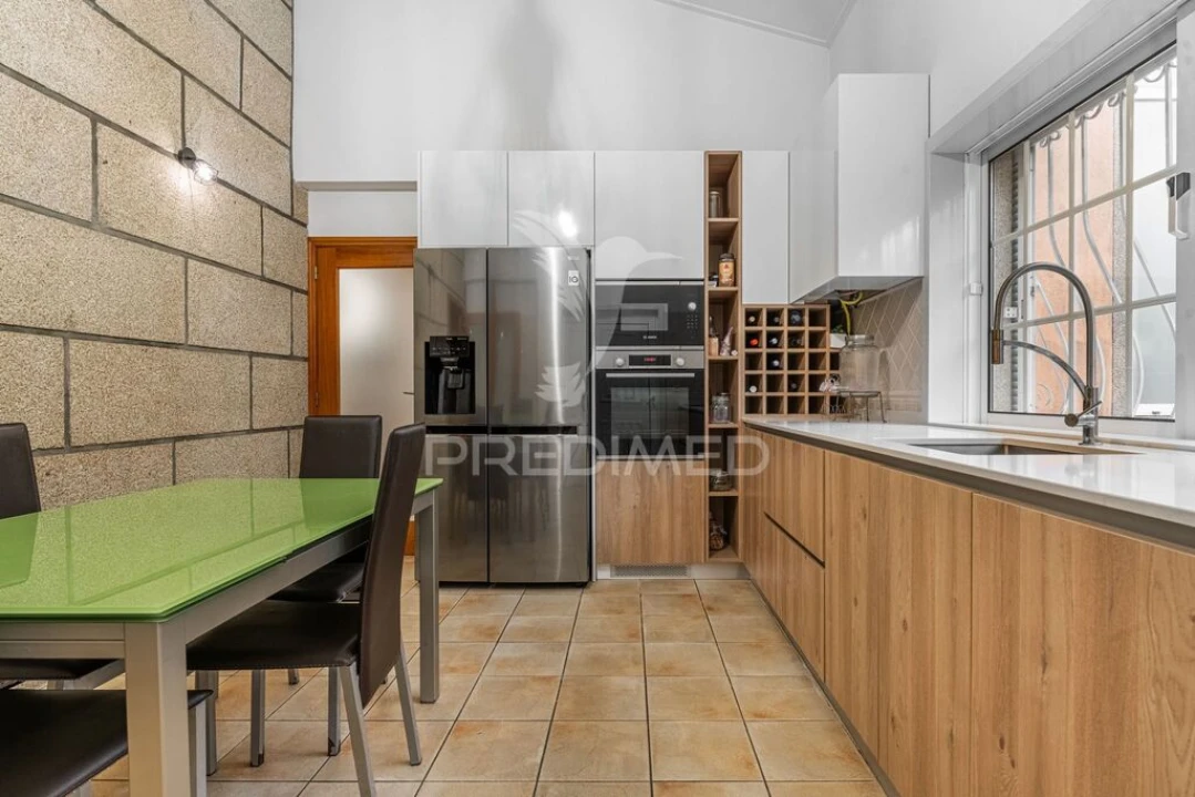 Moradia T5 para Venda em Este (São Pedro e São Mamede) Foto 8