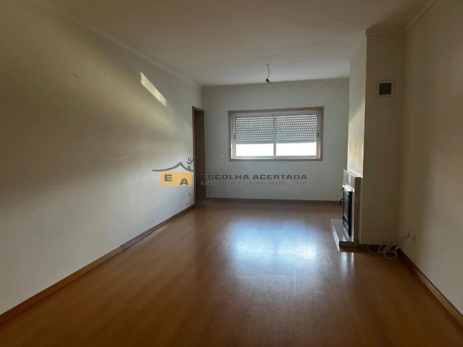 Apartamento T2 para Venda em Ermesinde Foto 3