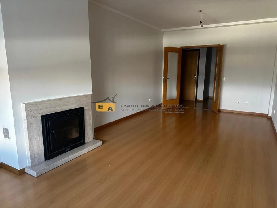 Apartamento T2 para Venda em Ermesinde Foto 4