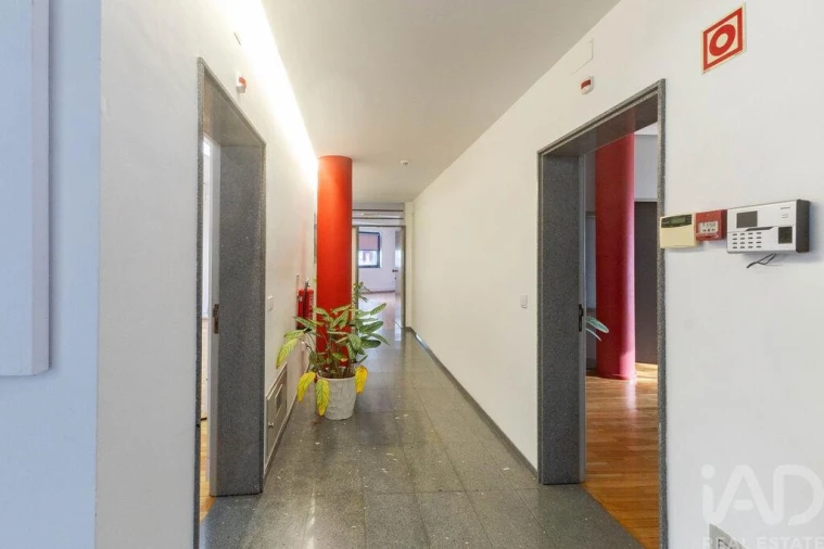 Prédio para Venda em Moreira Foto 7