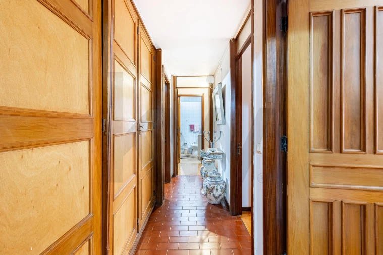 Apartamento T3 para Venda em Mafamude e Vilar do Paraíso Foto 22