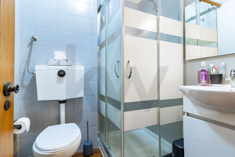 Apartamento T3 para Venda em Mafamude e Vilar do Paraíso Foto 27