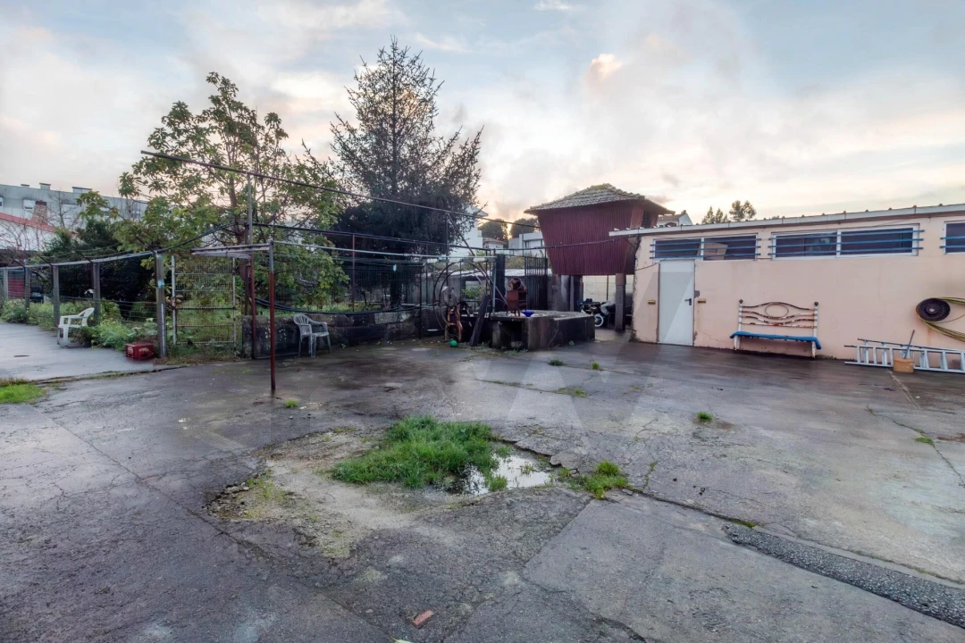 Moradia T4 para Venda em Canelas Foto 6