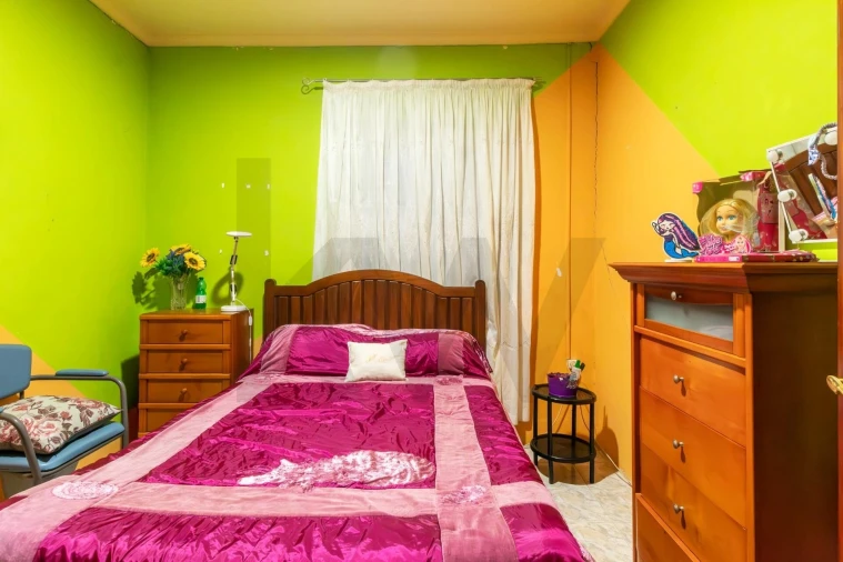 Moradia T4 para Venda em Canelas Foto 33