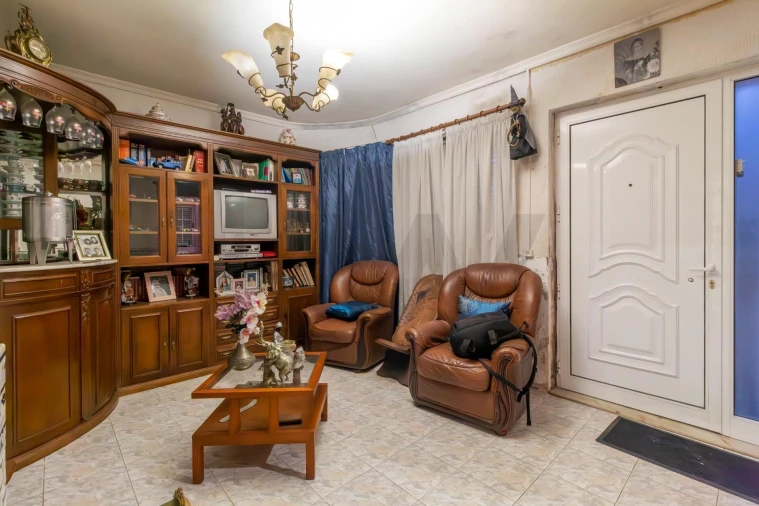 Moradia T4 para Venda em Canelas Foto 38