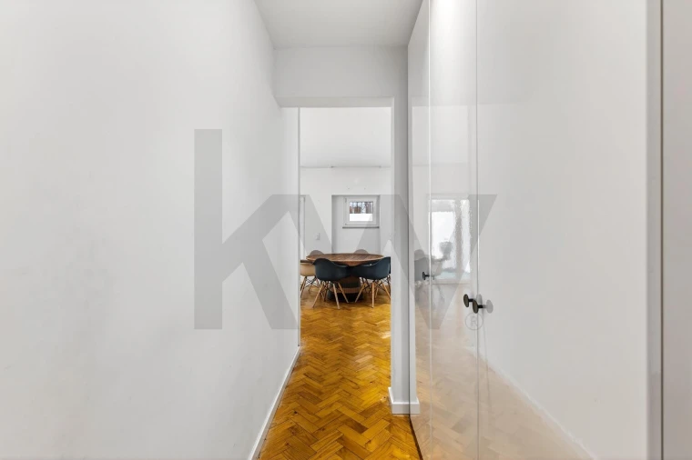 Apartamento T2 para Venda em Santo António Foto 15