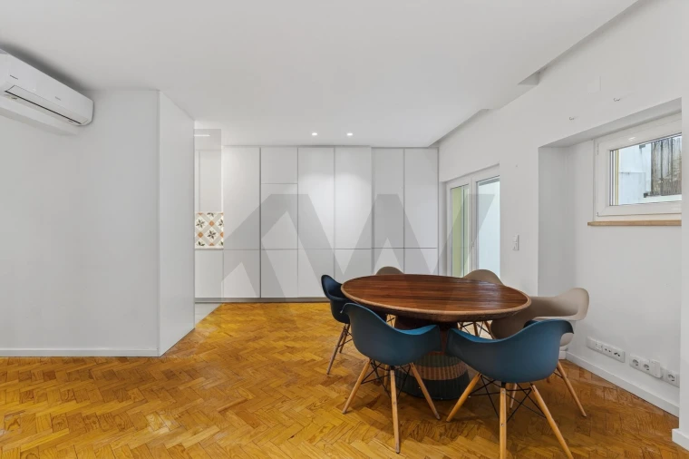 Apartamento T2 para Venda em Santo António Foto 3