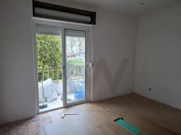 Apartamento T3 para Venda em Falagueira-Venda Nova