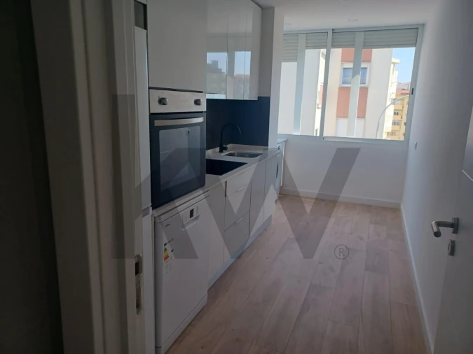 Apartamento T3 para Venda em Falagueira-Venda Nova Foto 2