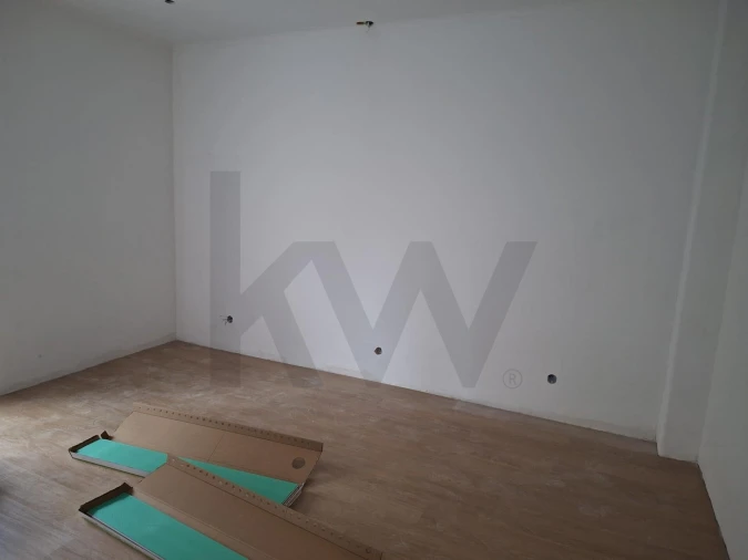 Apartamento T3 para Venda em Falagueira-Venda Nova Foto 5