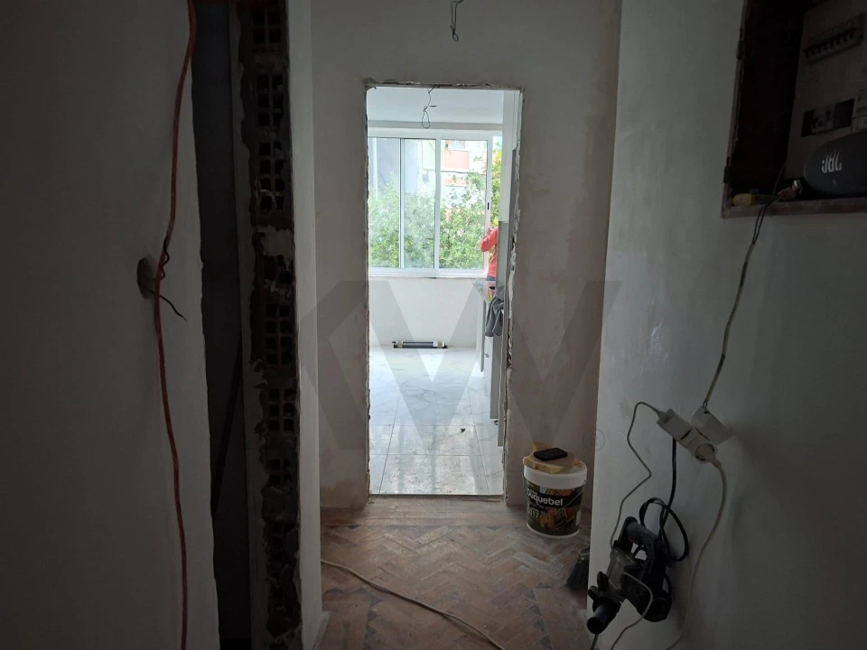 Apartamento T3 para Venda em Falagueira-Venda Nova Foto 3