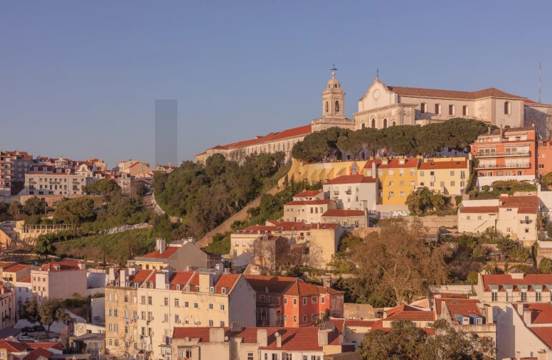 Apartamento T1 para Arrendamento em Santa Maria Maior Foto 22