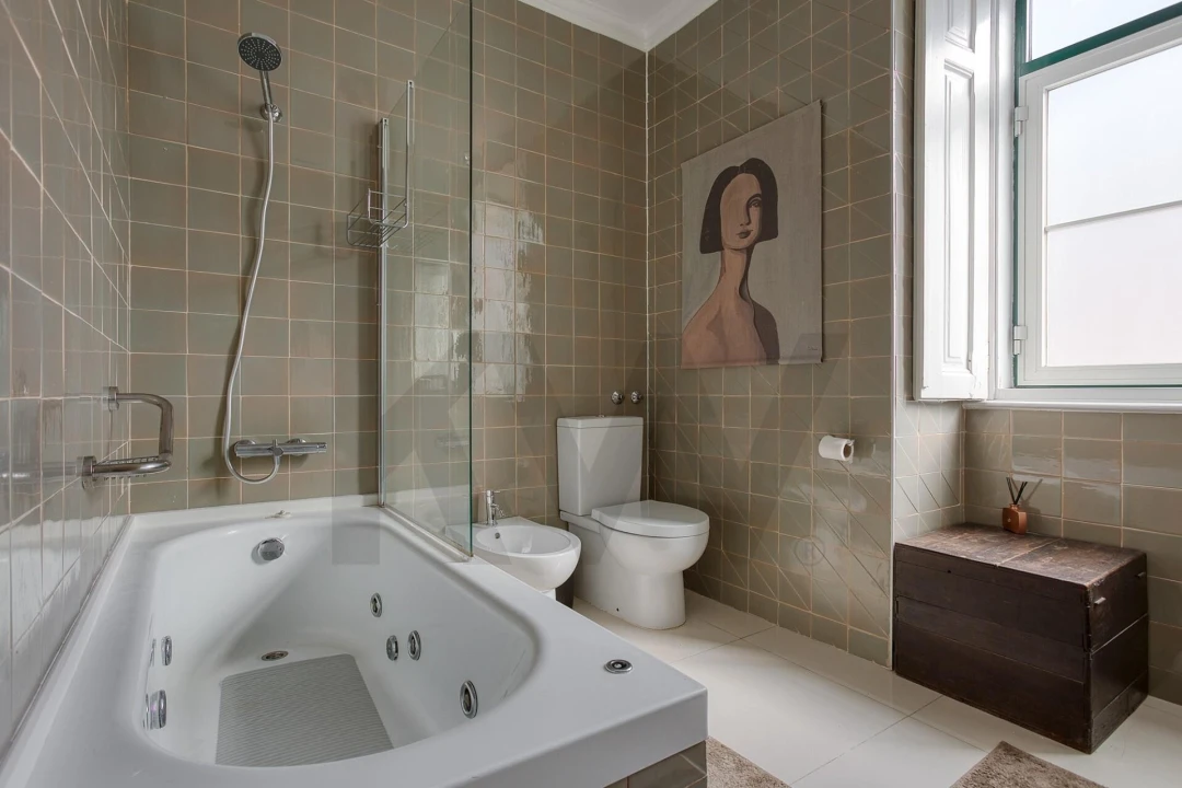 Apartamento T1 para Arrendamento em Santa Maria Maior Foto 13