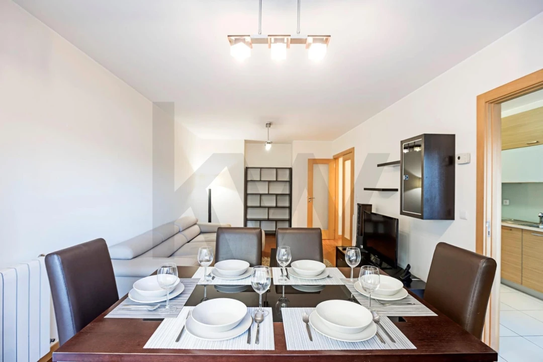 Apartamento T2 para Arrendamento em Mafamude e Vilar do Paraíso Foto 3