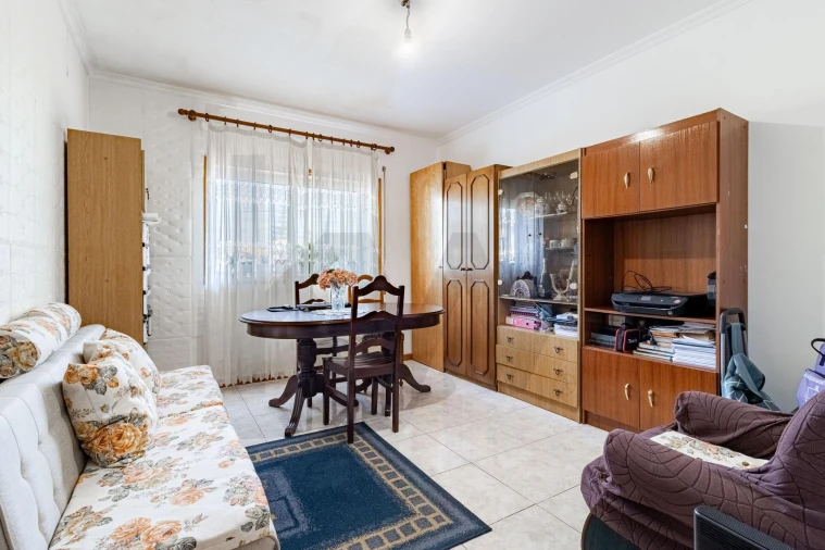 Apartamento T1 para Venda em Arcozelo Foto 5