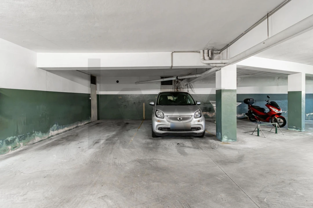 Apartamento T1 para Venda em Arcozelo Foto 13