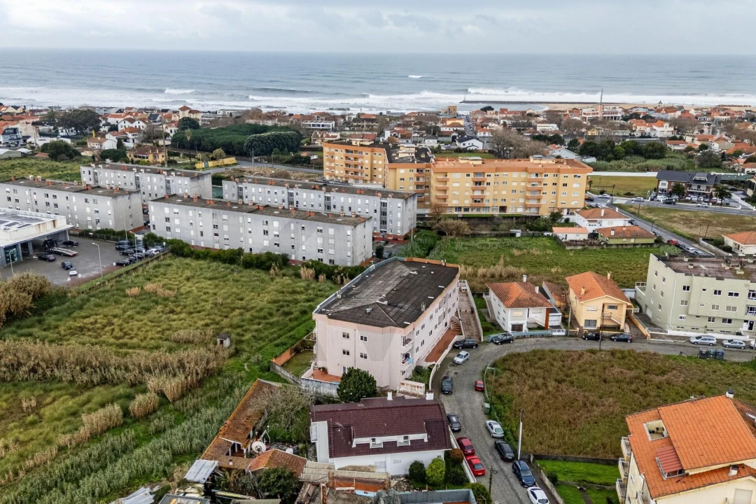 Apartamento T1 para Venda em Arcozelo Foto 2