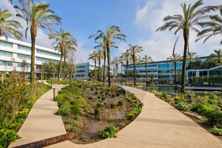 Apartamento T1 para Venda em Porto Salvo Foto 26