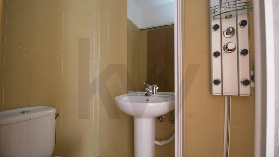 Apartamento T2 para Arrendamento em Moreira Foto 14