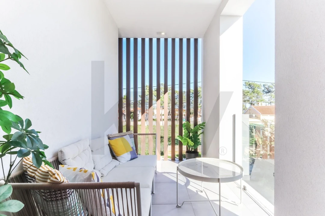 Moradia T4 para Arrendamento em Charneca de Caparica e Sobreda Foto 57