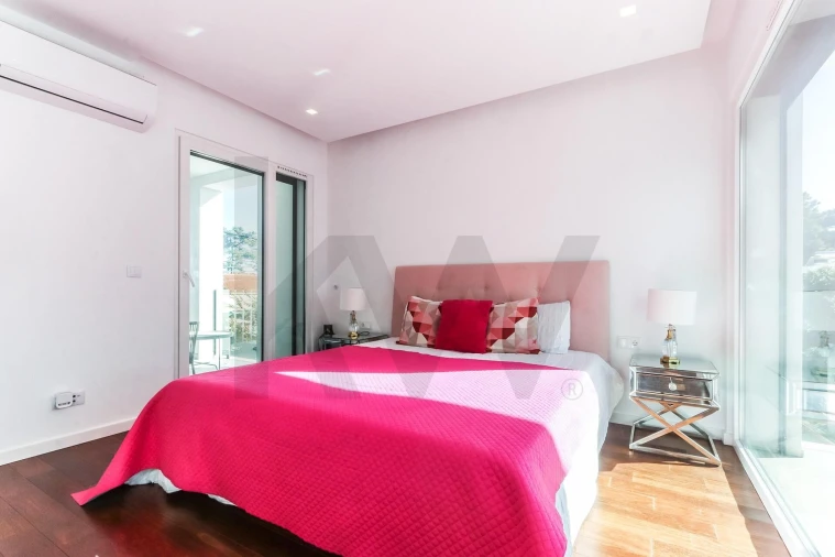 Moradia T4 para Arrendamento em Charneca de Caparica e Sobreda Foto 56