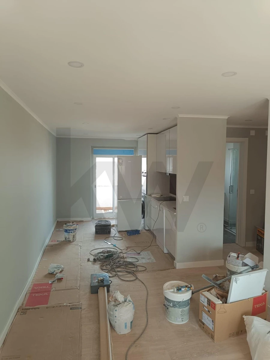 Apartamento T3 para Venda em Alfragide Foto 4