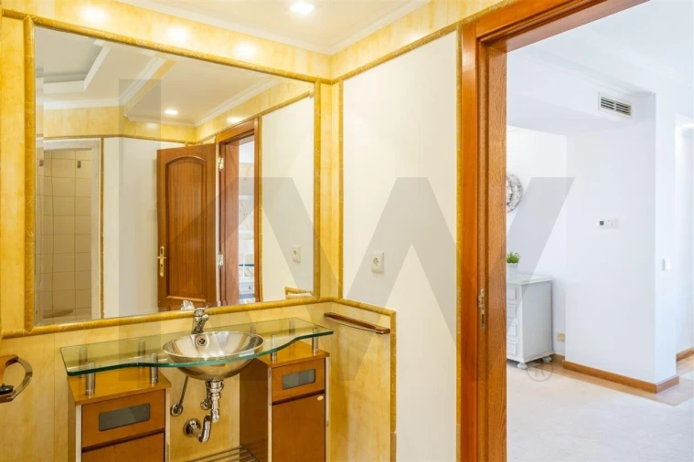 Moradia T4 para Venda em Albufeira e Olhos de Água Foto 37