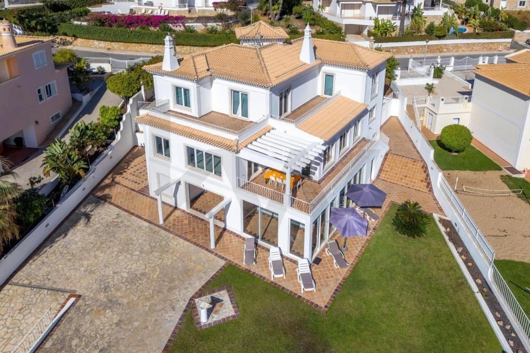 Moradia T4 para Venda em Albufeira e Olhos de Água Foto 65