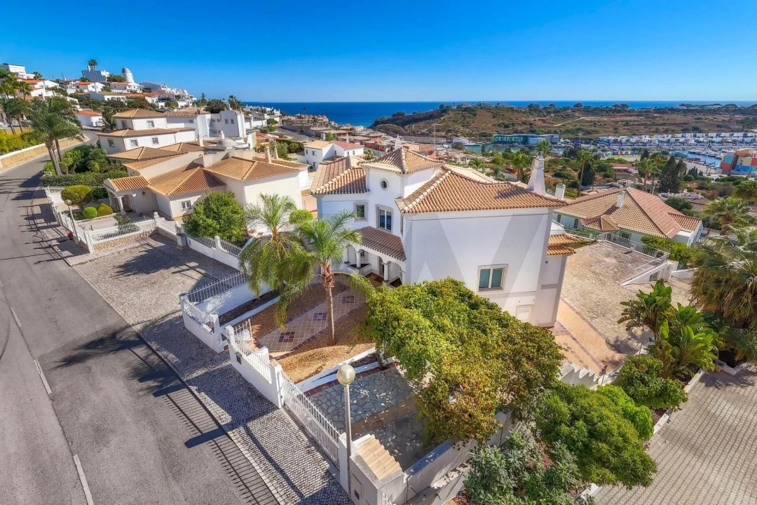 Moradia T4 para Venda em Albufeira e Olhos de Água Foto 74
