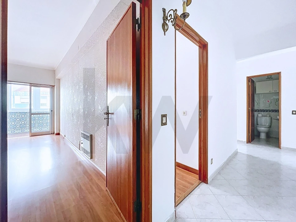 Apartamento T3 para Arrendamento em Benfica Foto 20