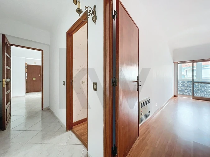 Apartamento T3 para Arrendamento em Benfica Foto 21